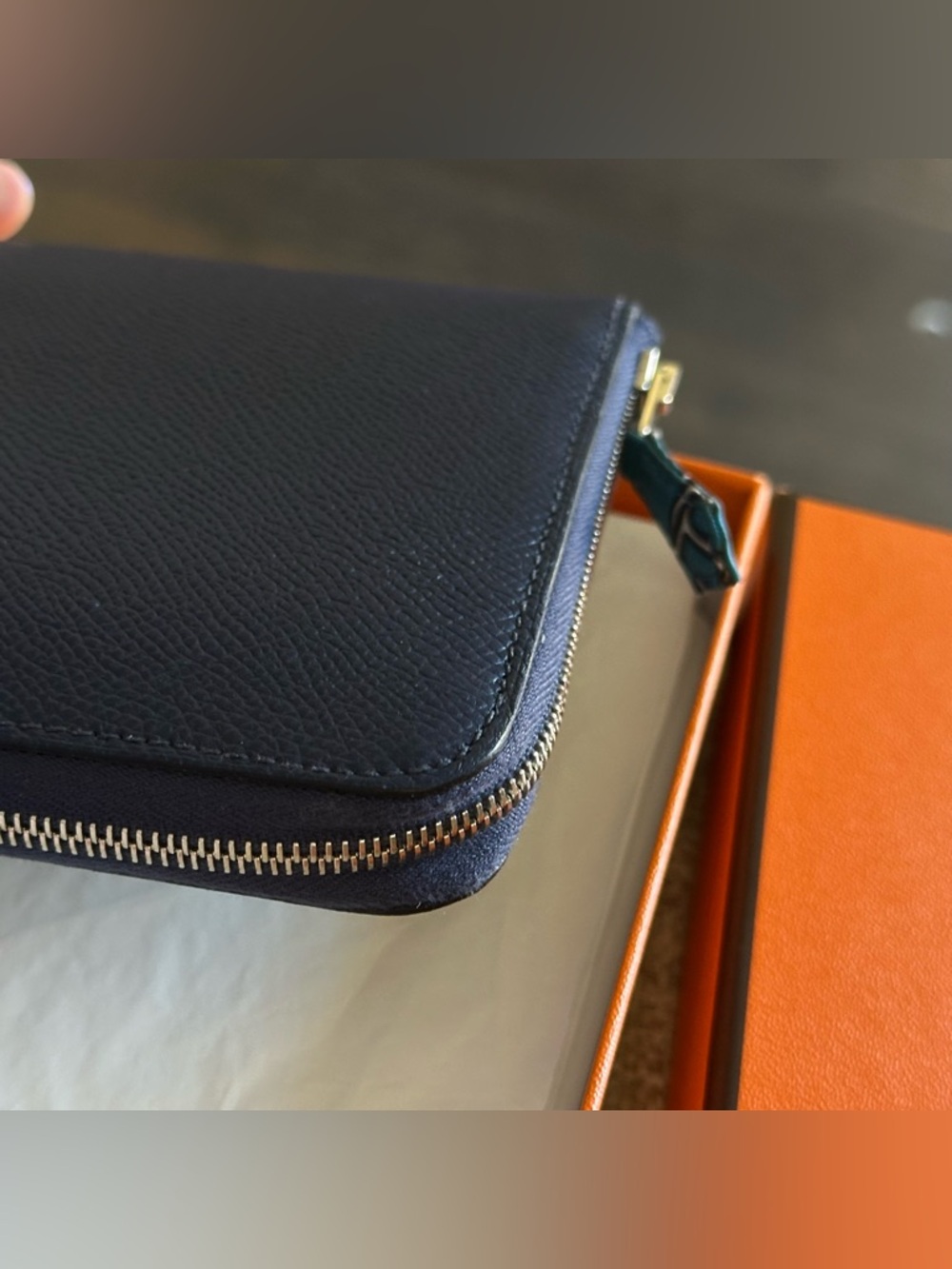 Hermès Hermes Long Zipped Wallet Silk in Blue Leather - Picture 6 of 16